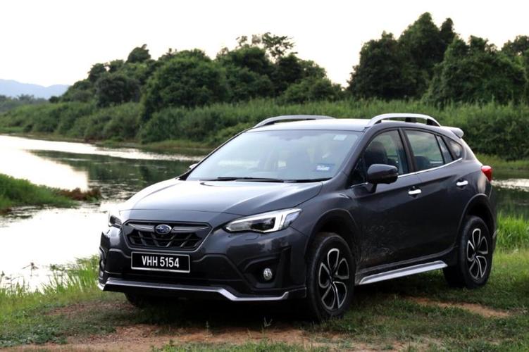 斯巴鲁xv2023,斯巴鲁xv20i全驱豪华版怎么样?