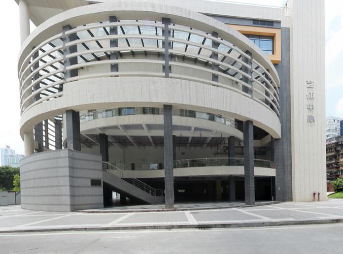 广东外语艺术职业学院(广东外语艺术职业学院是本科吗)